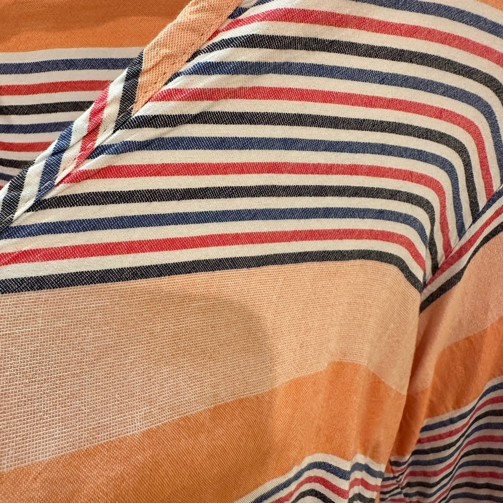 Colorful flowy blouse - Picture 5 of 7
